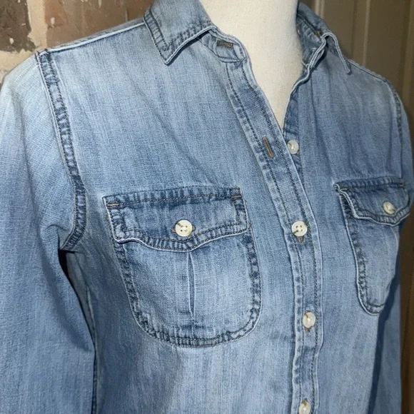 3/$20 Mossimo Supply Co Western Denim Button Down Shirt Tab Pockets Med Wash - Picture 3 of 11